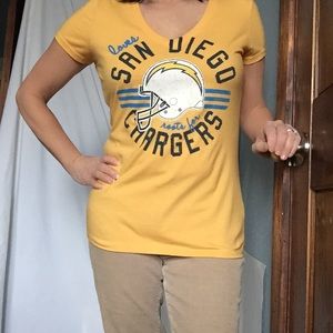 San Diego Chargers V neck shirt size M